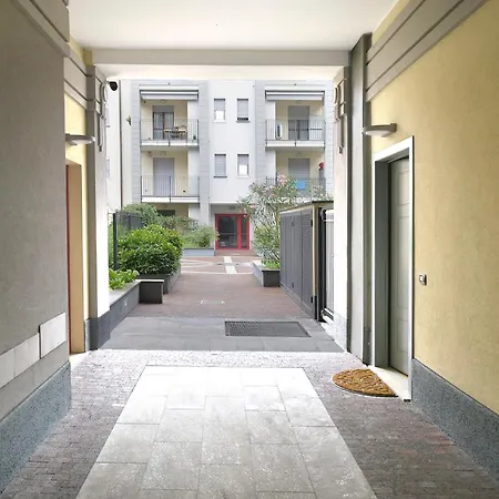 Bovisa Halldis Apartament *