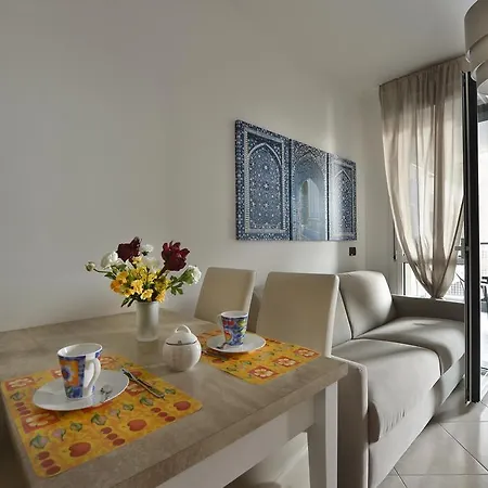 Bovisa Halldis Apartament *